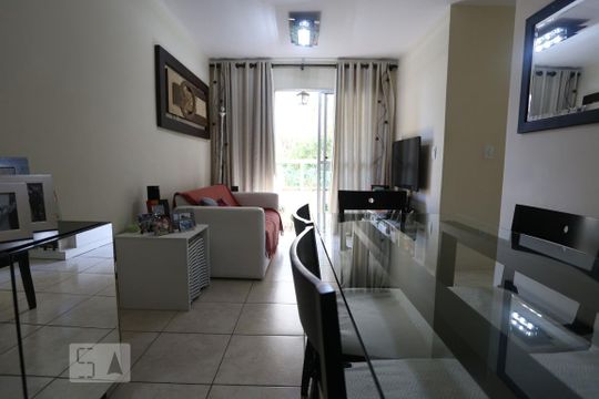 Sala de apartamento para alugar com 3 quartos, 67m² em Jardim Esmeralda, São Paulo