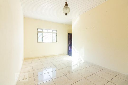 Casa à venda com 3 quartos, 150m² em Jardim Peri, Osasco