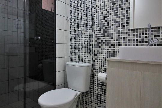 Banheiro de apartamento à venda com 2 quartos, 49m² em Fazenda Morumbi, São Paulo