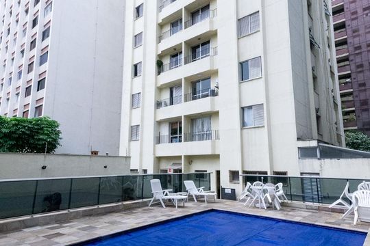 Piscina de apartamento para alugar com 1 quarto, 42m² em Itaim Bibi, São Paulo