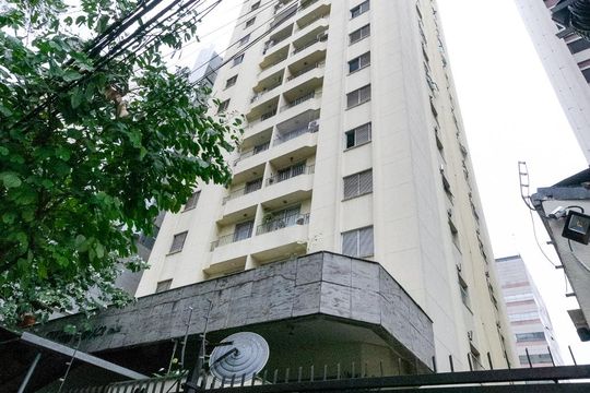 Fachada de apartamento para alugar com 1 quarto, 42m² em Itaim Bibi, São Paulo
