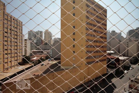 Vista de kitnet/studio para alugar com 1 quarto, 30m² em República, São Paulo
