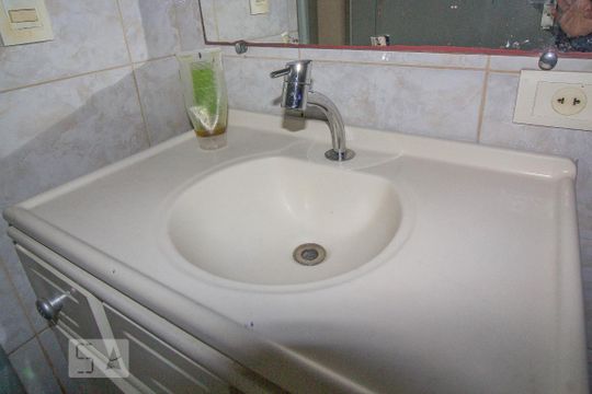 Apartamento à venda com 3 quartos, 80m² em Boqueirão, Curitiba