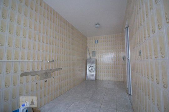 Apartamento à venda com 3 quartos, 80m² em Boqueirão, Curitiba