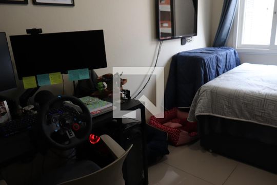 Quarto 1 de apartamento à venda com 1 quarto, 55m² em Centro, São Leopoldo
