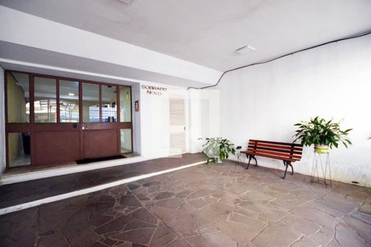 Área comum de apartamento para alugar com 1 quarto, 45m² em Bela Vista, Porto Alegre