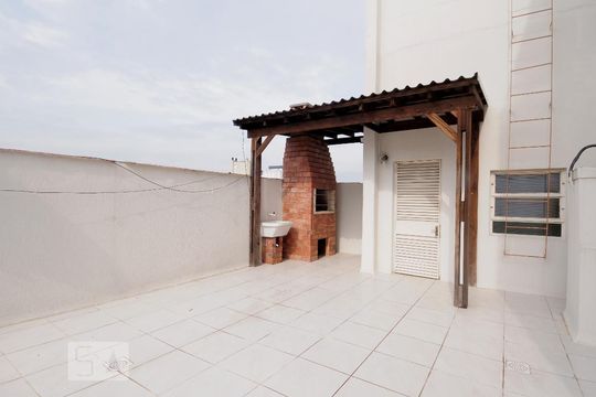 Churrasqueira no terraço de apartamento para alugar com 1 quarto, 45m² em Bela Vista, Porto Alegre