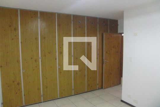 Quarto de apartamento para alugar com 4 quartos, 156m² em Cerqueira César, São Paulo