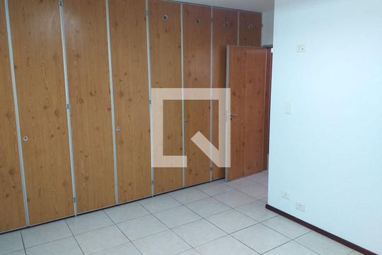 Quarto de apartamento para alugar com 4 quartos, 156m² em Cerqueira César, São Paulo