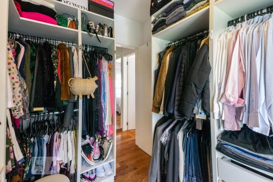 Closet de apartamento à venda com 2 quartos, 72m² em Vila Nova Conceição, São Paulo