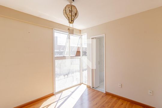 Suíte 1 de casa de condomínio para alugar com 2 quartos, 70m² em Vila Moinho Velho, São Paulo