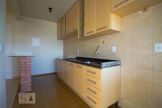 Cozinha de kitnet/studio à venda com 1 quarto, 44m² em Sarandi, Porto Alegre
