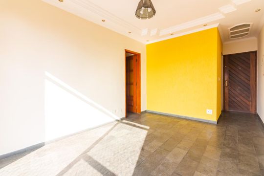 Sala de apartamento para alugar com 3 quartos, 78m² em Vila Yara, Osasco