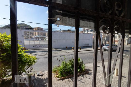 Vista do quarto 1 de casa para alugar com 2 quartos, 150m² em Engenho Novo, Rio de Janeiro