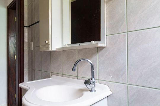Lavabo de casa à venda com 3 quartos, 180m² em Chácara Inglesa, São Paulo