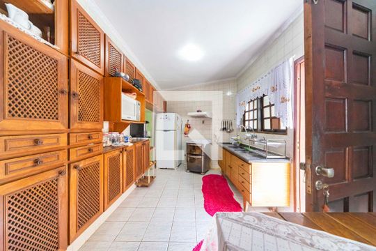Cozinha de casa à venda com 3 quartos, 189m² em Vila Curuçá, Santo André
