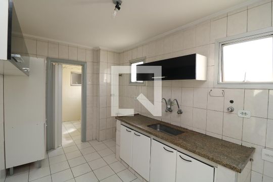 Cozinha de apartamento à venda com 3 quartos, 98m² em Vila Regente Feijó, São Paulo