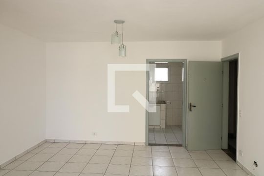 Sala de apartamento à venda com 3 quartos, 98m² em Vila Regente Feijó, São Paulo