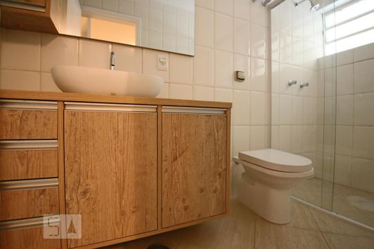 Banheiro/Suíte de apartamento à venda com 3 quartos, 145m² em Santa Cecília, São Paulo
