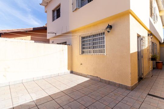 Quintal de casa à venda com 3 quartos, 120m² em Brooklin Paulista, São Paulo