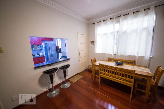 Sala de apartamento à venda com 3 quartos, 90m² em Icaraí, Niterói