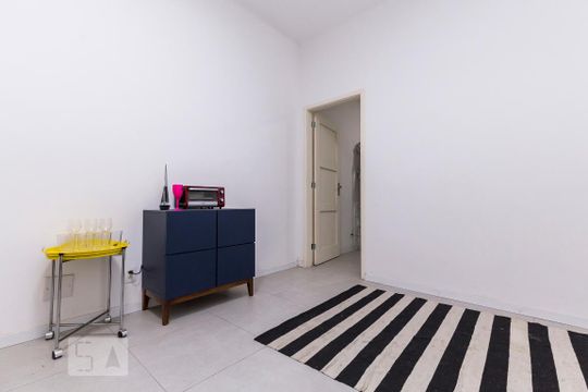 Sala de apartamento à venda com 1 quarto, 41m² em Catete, Rio de Janeiro