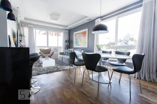 Apartamento à venda com 2 quartos, 75m² em Auxiliadora, Porto Alegre
