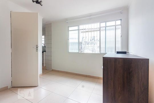 Kitnet/Studio para alugar com 1 quarto, 20m² em Jardim Bonfiglioli, São Paulo