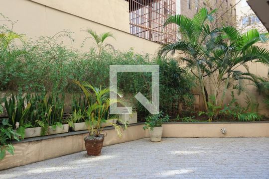 Área comum de kitnet/studio à venda com 1 quarto, 45m² em Vila Nova Conceição, São Paulo