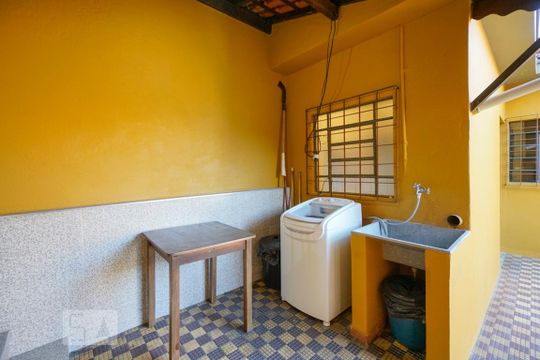 Área de serviço de casa à venda com 2 quartos, 90m² em Vila Ponte Rasa, São Paulo