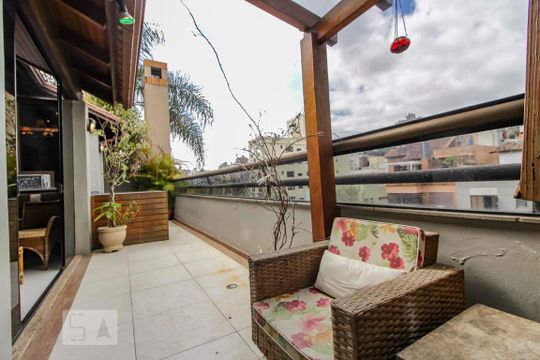 VARANDA - COBERTURA de apartamento para alugar com 2 quartos, 100m² em Auxiliadora, Porto Alegre