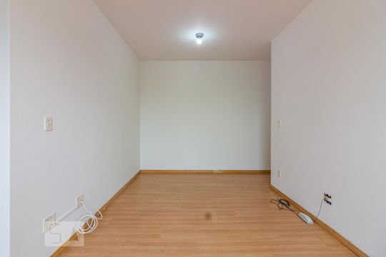 Sala de apartamento para alugar com 2 quartos, 55m² em Jaguaré, São Paulo