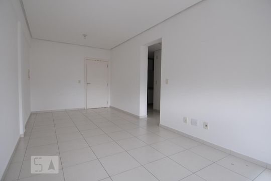 Sala de apartamento para alugar com 1 quarto, 43m² em Centro Histórico, Porto Alegre