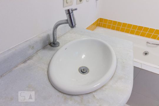 Banheiro de apartamento à venda com 3 quartos, 70m² em Vila Aurora (zona Norte), São Paulo
