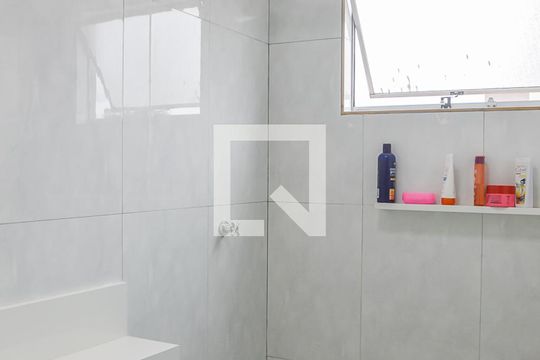 Banheiro de apartamento à venda com 2 quartos, 61m² em Nova Petrópolis, São Bernardo do Campo