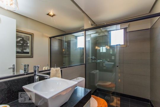 Banheiro de apartamento à venda com 2 quartos, 110m² em Marechal Rondon, Canoas