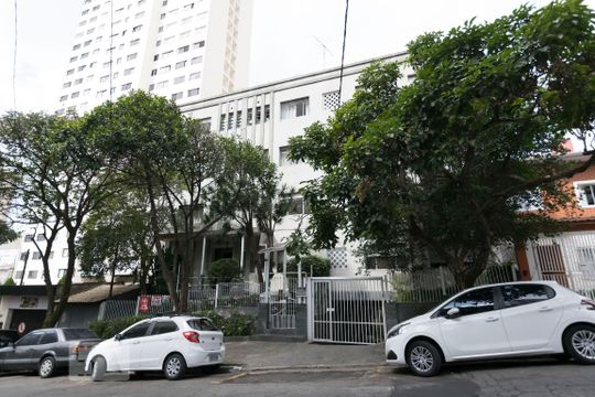 Fachada de apartamento à venda com 1 quarto, 54m² em Cambuci, São Paulo