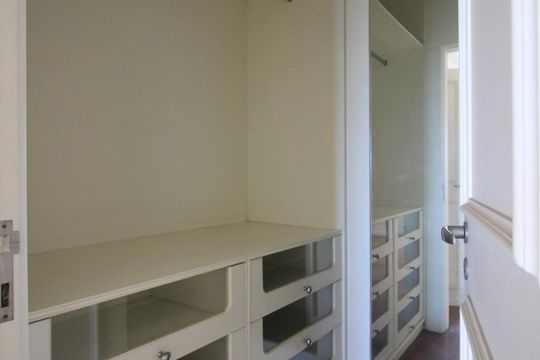 Closet de apartamento para alugar com 4 quartos, 550m² em Real Parque, São Paulo