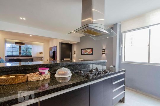 Cozinha de apartamento à venda com 3 quartos, 100m² em Tijuca, Rio de Janeiro