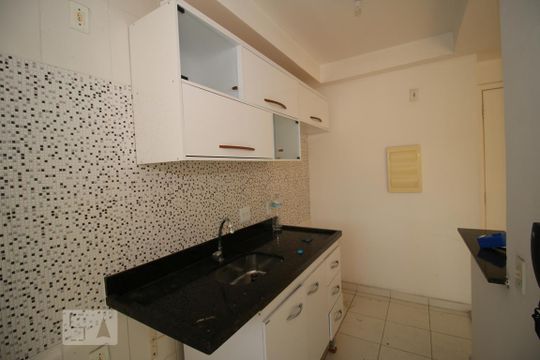 Cozinha de apartamento à venda com 2 quartos, 51m² em Taquara, Rio de Janeiro