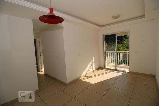 Sala de apartamento à venda com 2 quartos, 51m² em Taquara, Rio de Janeiro