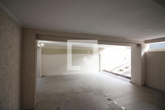 Garagem de casa para alugar com 3 quartos, 125m² em Anchieta, São Bernardo do Campo