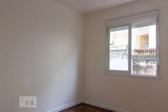 Quarto 1 de apartamento para alugar com 2 quartos, 75m² em Centro Histórico, Porto Alegre