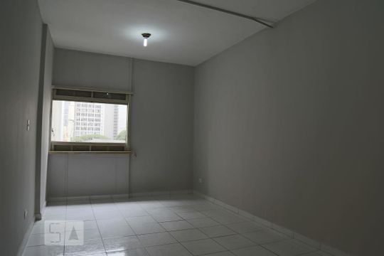 Kitnet/Studio à venda com 1 quarto, 30m² em Centro, São Paulo