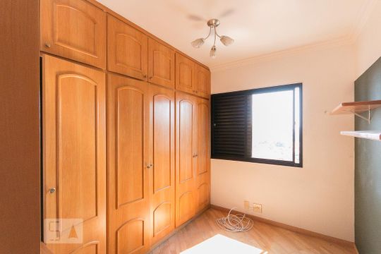 Quarto 1 de apartamento para alugar com 3 quartos, 95m² em Vila Santo Estéfano, São Paulo
