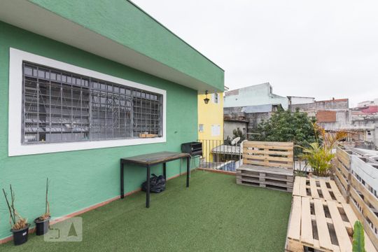 Terraco de casa à venda com 4 quartos, 197m² em Vila Carbone, São Paulo