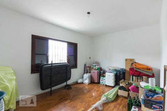 Quarto 1 de casa à venda com 4 quartos, 197m² em Vila Carbone, São Paulo