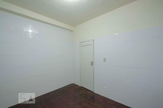 Sala de casa para alugar com 3 quartos, 250m² em São Cristóvão, Rio de Janeiro