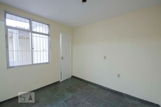 Sala 2 de casa para alugar com 3 quartos, 250m² em São Cristóvão, Rio de Janeiro