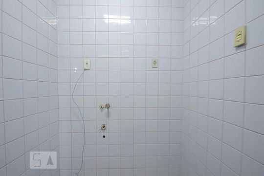 Lavanderia de casa para alugar com 3 quartos, 250m² em São Cristóvão, Rio de Janeiro